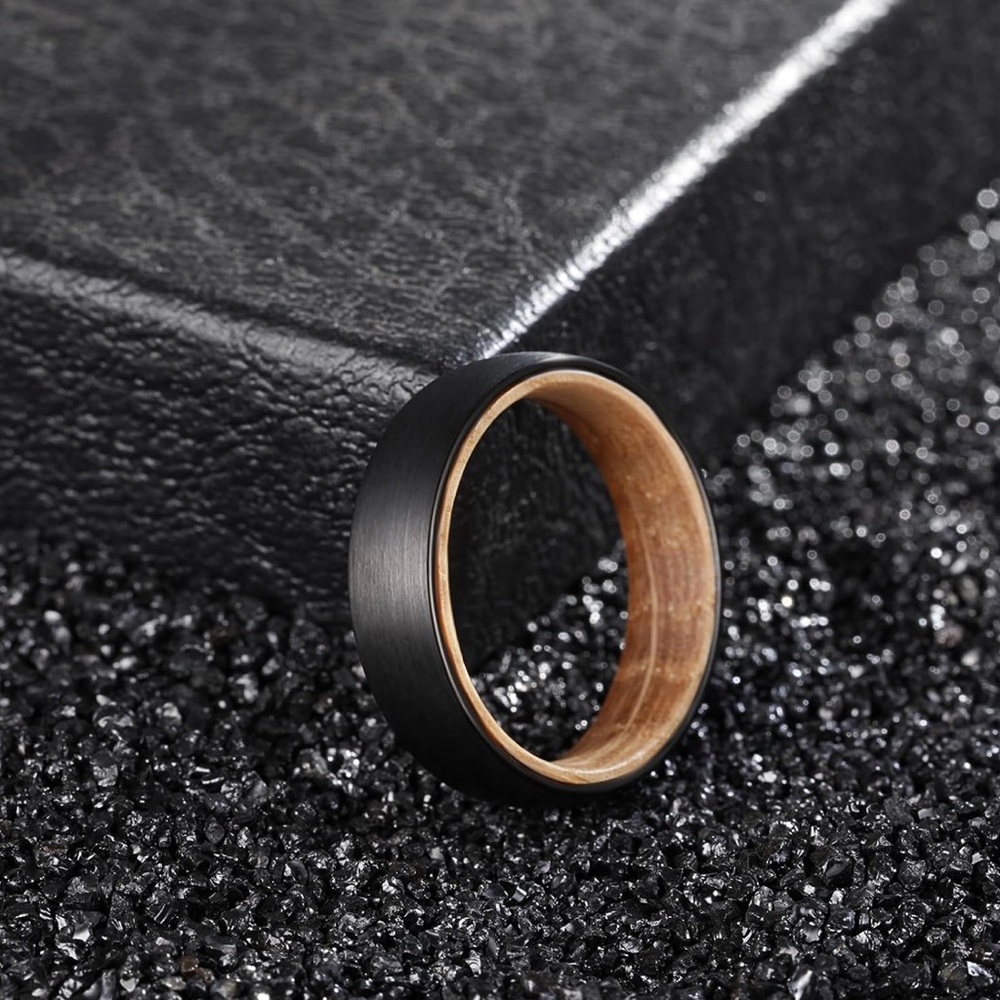 Tungsten Men’s band, whisky barrel inner inlay